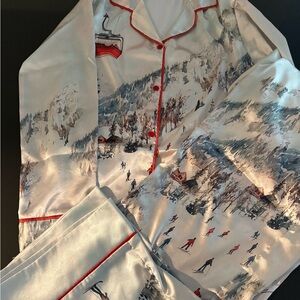 Women’s Scenic Winter ski print Pajamas